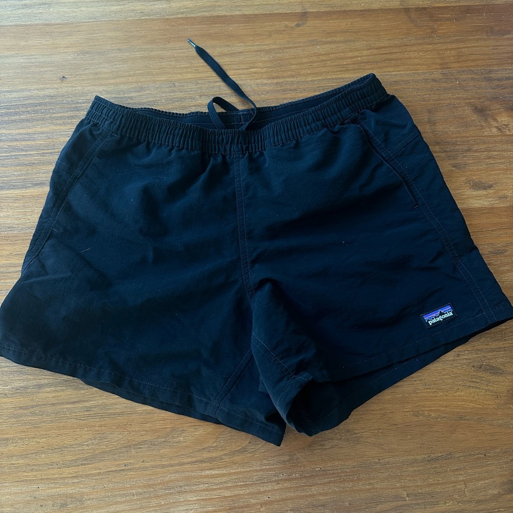 Patagonia shorts size small